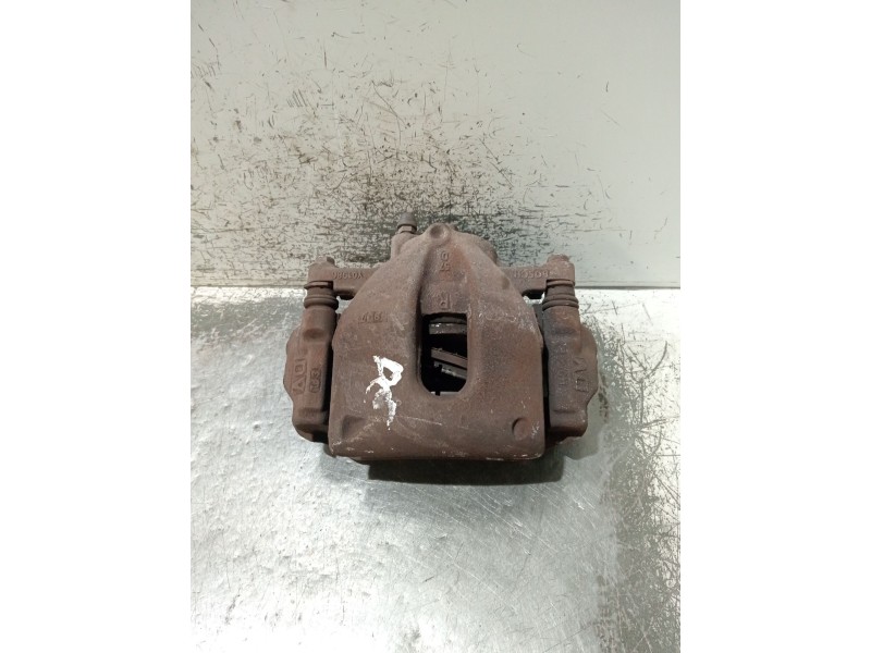 Recambio de pinza freno delantera derecha para toyota auris (_e15_) 1.4 d-4d (nde150_) referencia OEM IAM Y01986  