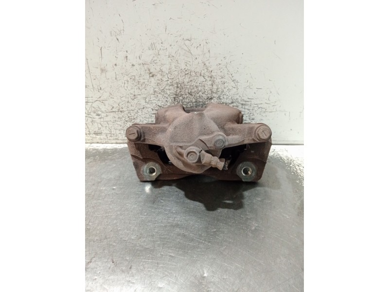Recambio de pinza freno delantera derecha para toyota auris (_e15_) 1.4 d-4d (nde150_) referencia OEM IAM Y01986  
