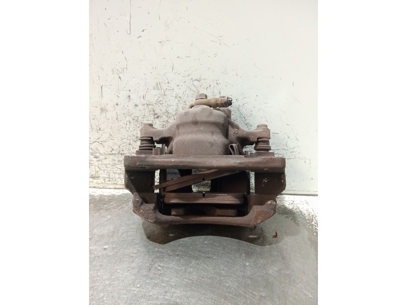 Recambio de pinza freno delantera derecha para toyota auris (_e15_) 1.4 d-4d (nde150_) referencia OEM IAM Y01986  