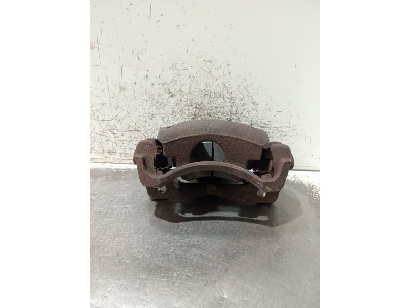Recambio de pinza freno delantera izquierda para toyota auris (_e15_) 1.4 d-4d (nde150_) referencia OEM IAM Y01985  
