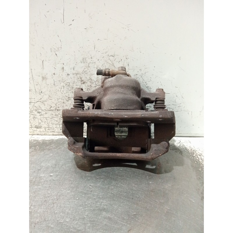 Recambio de pinza freno delantera izquierda para toyota auris (_e15_) 1.4 d-4d (nde150_) referencia OEM IAM Y01985  
