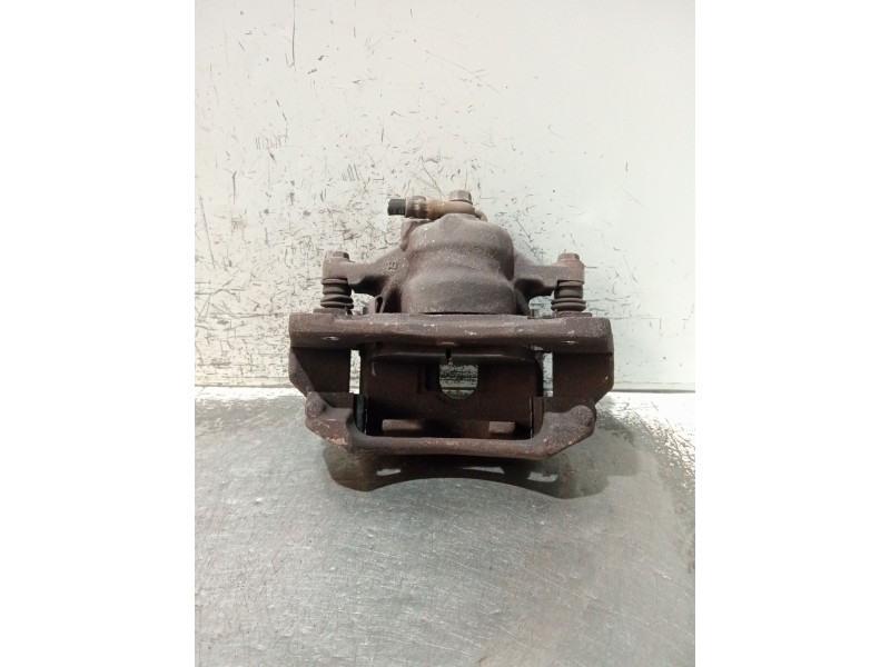 Recambio de pinza freno delantera izquierda para toyota auris (_e15_) 1.4 d-4d (nde150_) referencia OEM IAM Y01985  