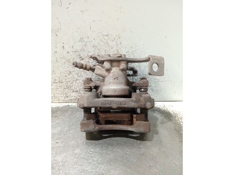 Recambio de pinza freno trasera derecha para toyota auris (_e15_) 1.4 d-4d (nde150_) referencia OEM IAM 0204Y01989  