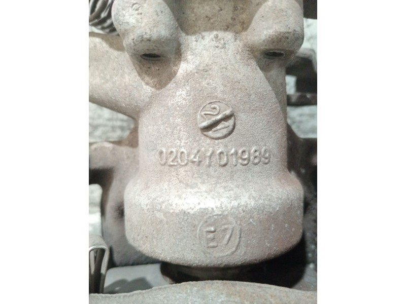 Recambio de pinza freno trasera derecha para toyota auris (_e15_) 1.4 d-4d (nde150_) referencia OEM IAM 0204Y01989  