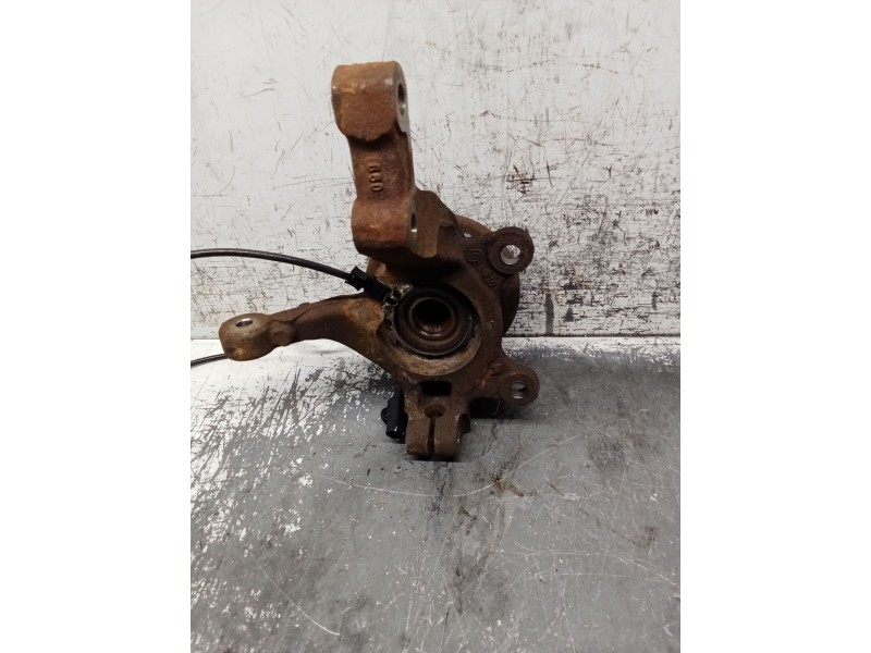 Recambio de mangueta delantera izquierda para nissan micra iii (k12) 1.2 16v referencia OEM IAM   