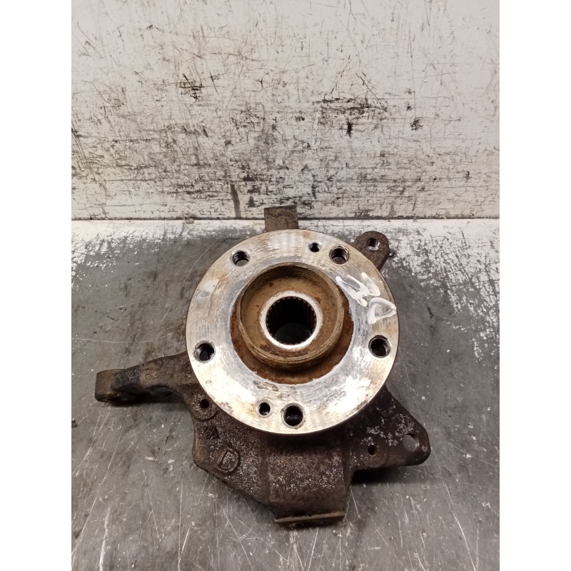 Recambio de mangueta delantera derecha para renault laguna ii grandtour (kg0/1_) 1.9 dci (kg0g) referencia OEM IAM   