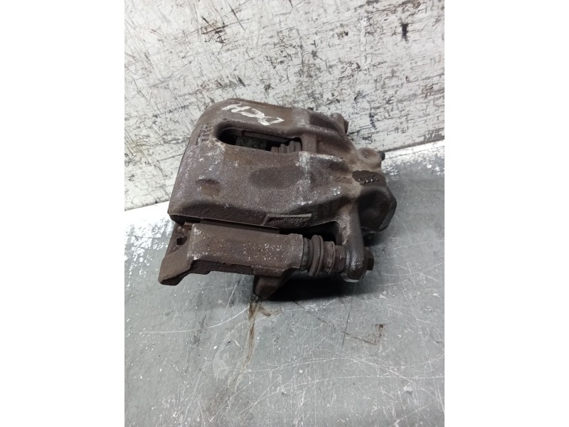Recambio de pinza freno delantera derecha para nissan micra iii (k12) 1.2 16v referencia OEM IAM   