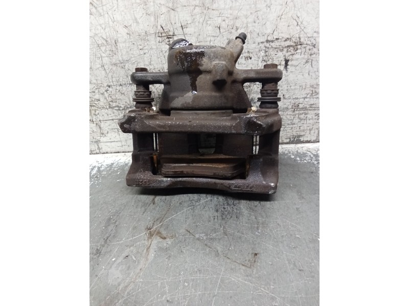 Recambio de pinza freno delantera derecha para nissan micra iii (k12) 1.2 16v referencia OEM IAM   