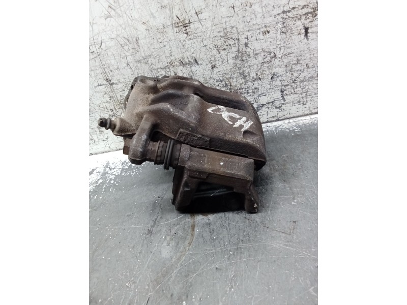Recambio de pinza freno delantera derecha para nissan micra iii (k12) 1.2 16v referencia OEM IAM   