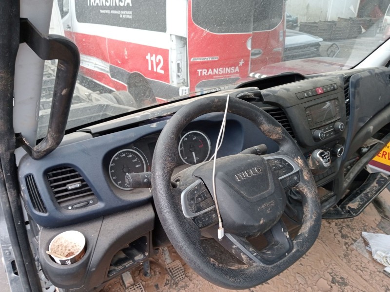 iveco daily vi caja/chasis del año 2022