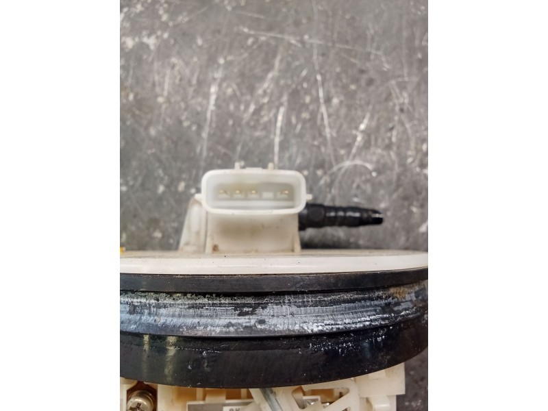 Recambio de bomba combustible para nissan x-trail i (t30) 2.5 4x4 referencia OEM IAM   