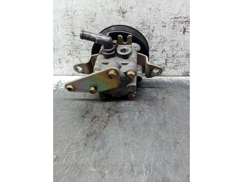 Recambio de bomba direccion para nissan x-trail i (t30) 2.5 4x4 referencia OEM IAM 8H305  
