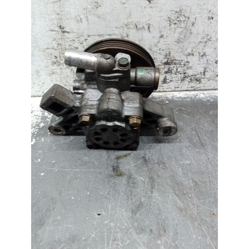 Recambio de bomba direccion para honda civic vi hatchback (ej, ek) 1.5 i (ek3) referencia OEM IAM C.MOTOR D15Z6  