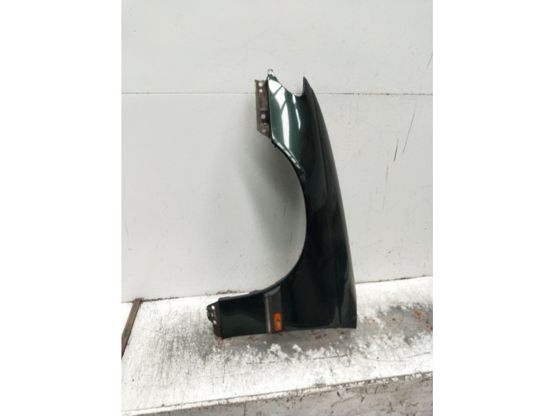 Recambio de aleta delantera izquierda para opel omega b (v94) 2.5 td (f69, m69, p69) referencia OEM IAM   