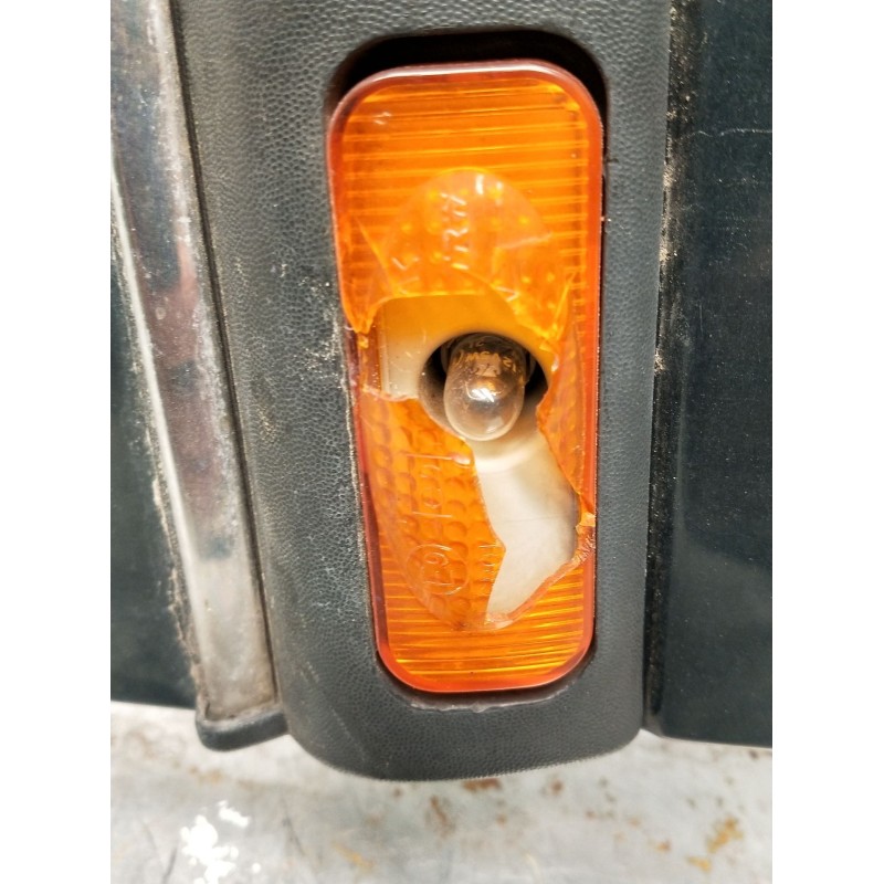 Recambio de aleta delantera izquierda para opel omega b (v94) 2.5 td (f69, m69, p69) referencia OEM IAM   