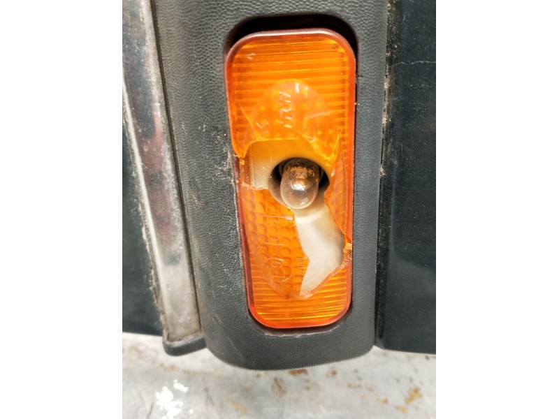 Recambio de aleta delantera izquierda para opel omega b (v94) 2.5 td (f69, m69, p69) referencia OEM IAM   