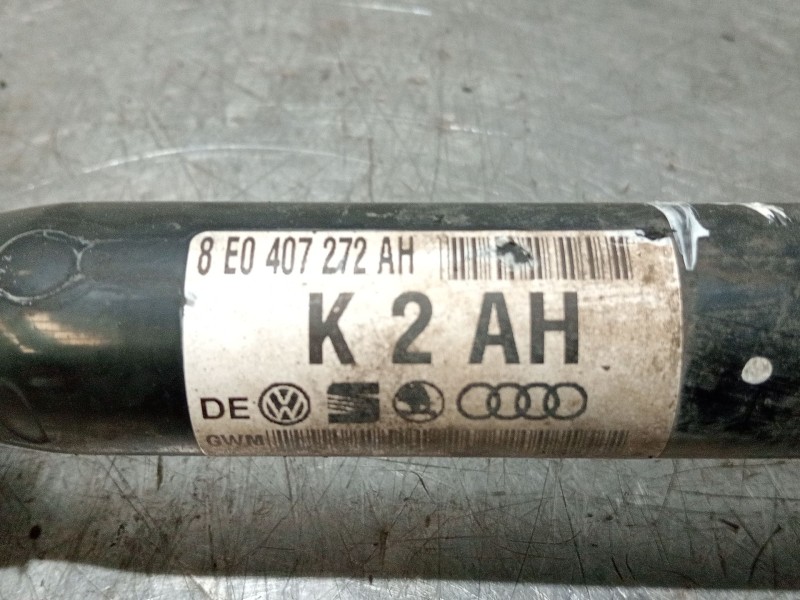 Recambio de transmision delantera derecha para audi a4 b6 avant (8e5) 2.0 referencia OEM IAM 8E0407272AH  