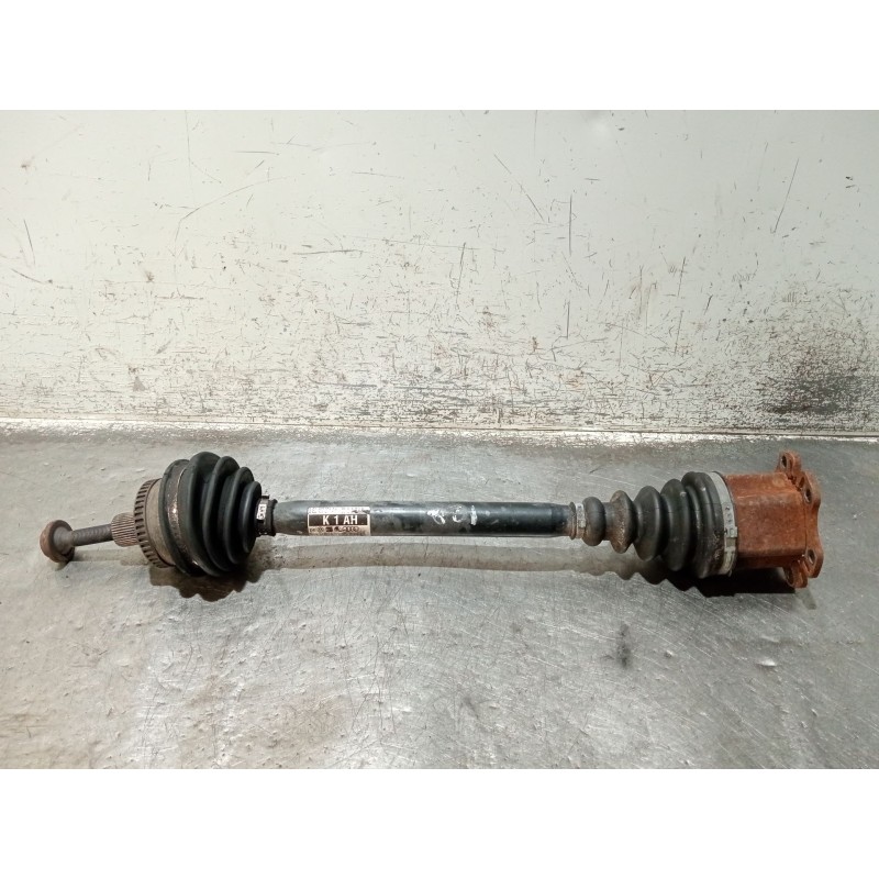 Recambio de transmision delantera izquierda para audi a4 b6 avant (8e5) 2.0 referencia OEM IAM 8E0407271AH  