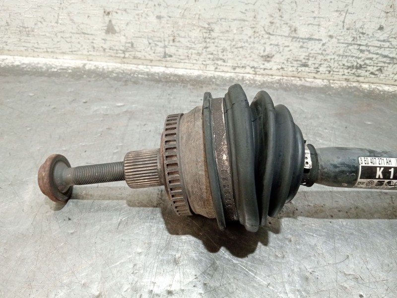 Recambio de transmision delantera izquierda para audi a4 b6 avant (8e5) 2.0 referencia OEM IAM 8E0407271AH  