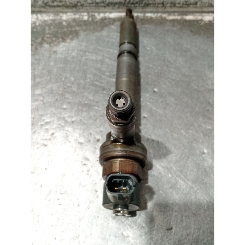 Recambio de inyector para opel astra h gtc (a04) 1.7 cdti (l08) referencia OEM IAM 0445110175 BOSCH 