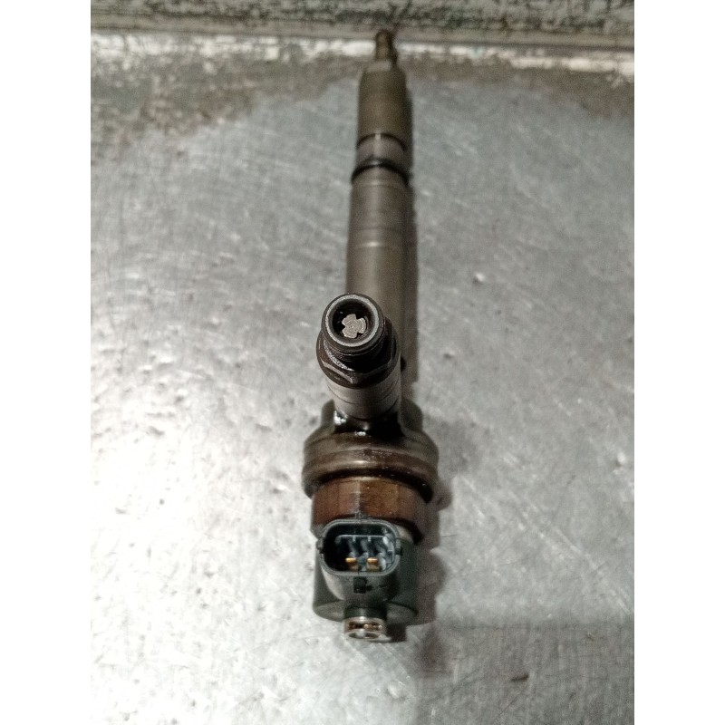 Recambio de inyector para opel astra h gtc (a04) 1.7 cdti (l08) referencia OEM IAM 0445110175 BOSCH 
