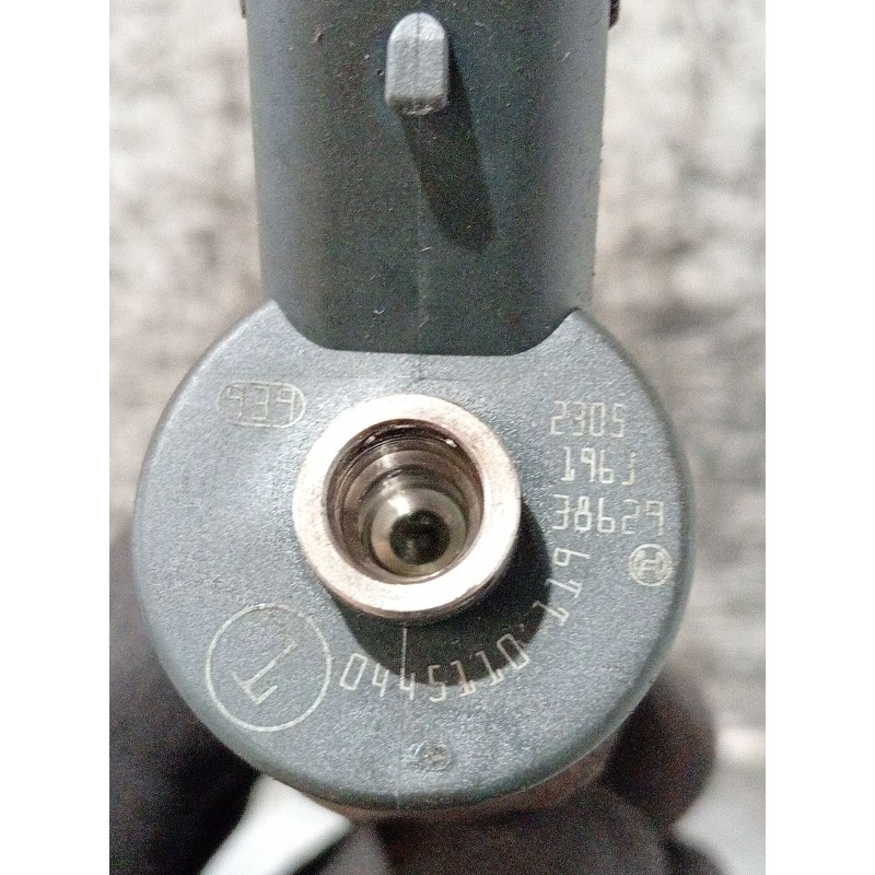 Recambio de inyector para fiat doblo cargo (223) 1.9 jtd furg. acristalado referencia OEM IAM 0445110119 BOSCH 