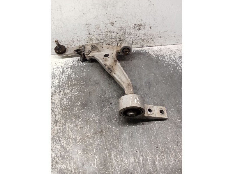 Recambio de brazo suspension inferior delantero izquierdo para nissan x-trail i (t30) 2.5 4x4 referencia OEM IAM   