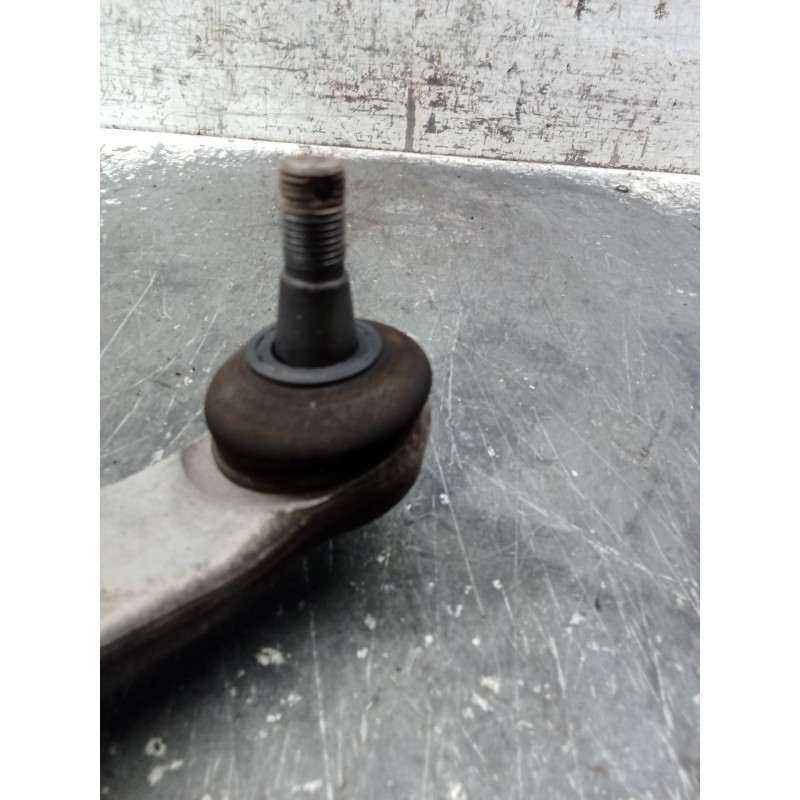 Recambio de brazo suspension inferior delantero izquierdo para nissan x-trail i (t30) 2.5 4x4 referencia OEM IAM   