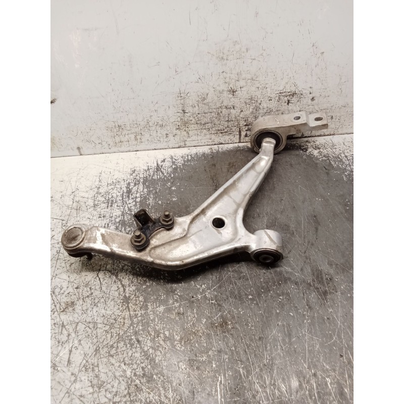 Recambio de brazo suspension inferior delantero izquierdo para nissan x-trail i (t30) 2.5 4x4 referencia OEM IAM   
