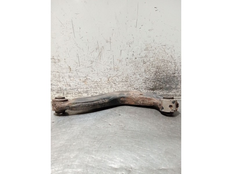 Recambio de brazo suspension superior trasero derecho para audi a4 b6 avant (8e5) 2.0 referencia OEM IAM   