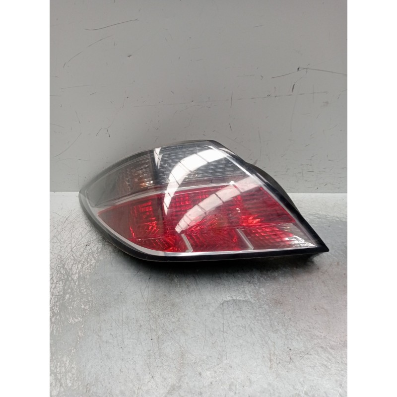 Recambio de piloto trasero izquierdo para opel astra h gtc (a04) 1.7 cdti (l08) referencia OEM IAM 13252443 93357459 