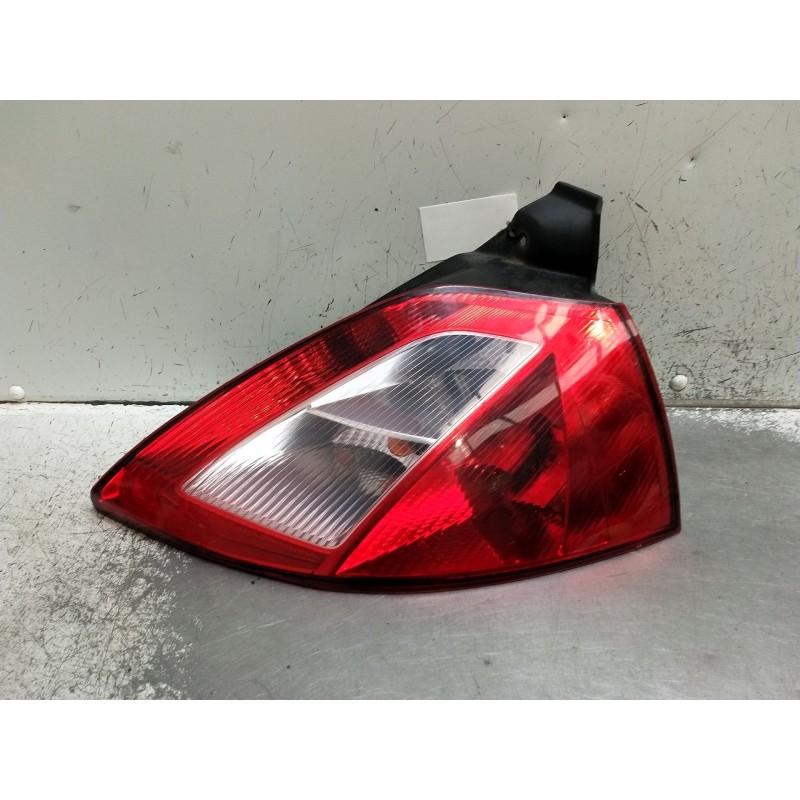 Recambio de piloto trasero derecho para renault megane ii (bm0/1_, cm0/1_) 1.6 16v (bm0c, cm0c) referencia OEM IAM 8200037237  