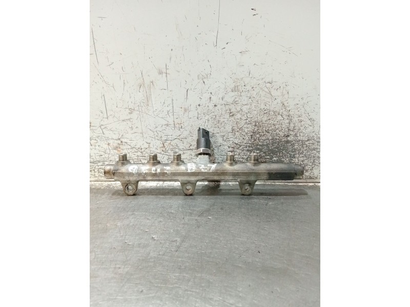 Recambio de rampa inyectora para fiat doblo cargo (223) 1.9 jtd furg. acristalado referencia OEM IAM 0445214016  