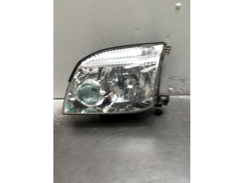 Recambio de faro izquierdo para nissan x-trail i (t30) 2.5 4x4 referencia OEM IAM   