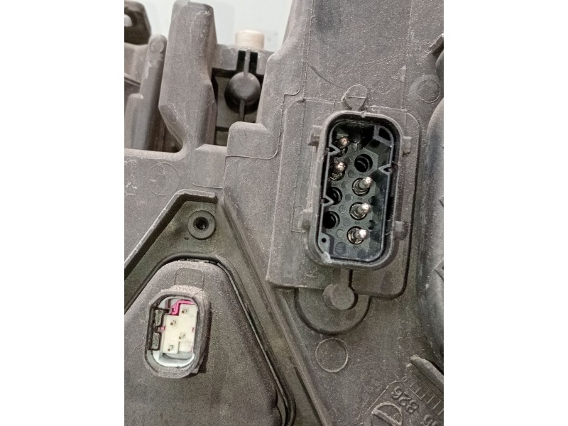 Recambio de faro derecho para bmw x3 (e83) 2.0 d referencia OEM IAM 0301210202 3418400 