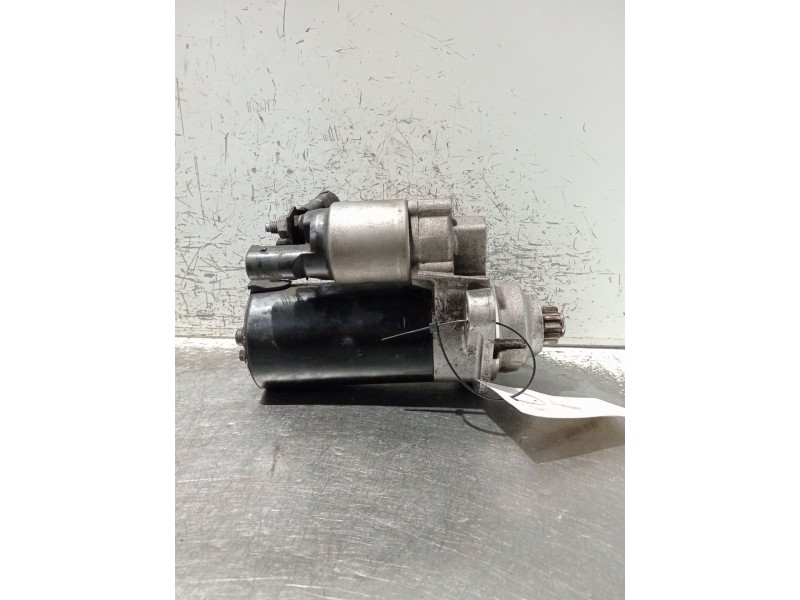 Recambio de motor arranque para volkswagen polo iv (9n_, 9a_) 1.4 tdi referencia OEM IAM   
