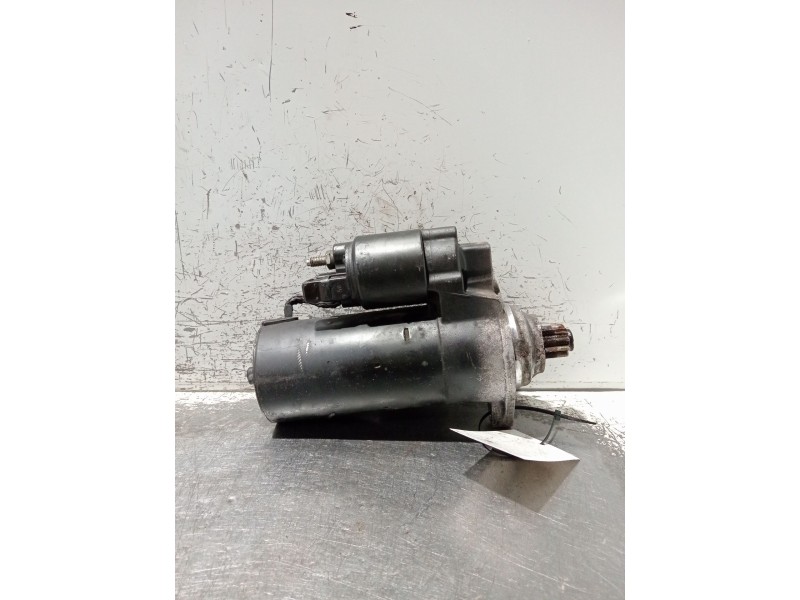 Recambio de motor arranque para volkswagen polo (6n2) 1.9 sdi referencia OEM IAM 085911023A 0001124011 