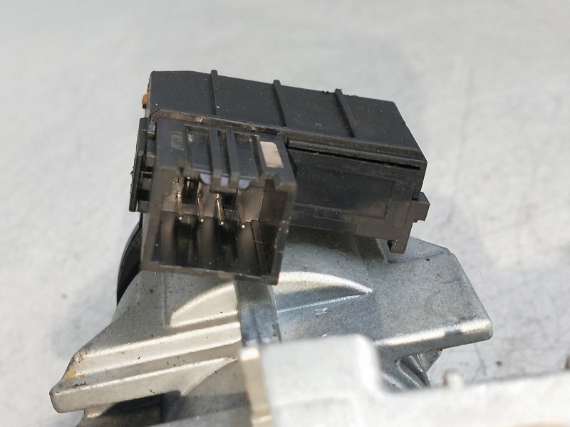 Recambio de conmutador de arranque para ford c-max (cb3) 1.8 flexifuel cat referencia OEM IAM 3M513F880AD  