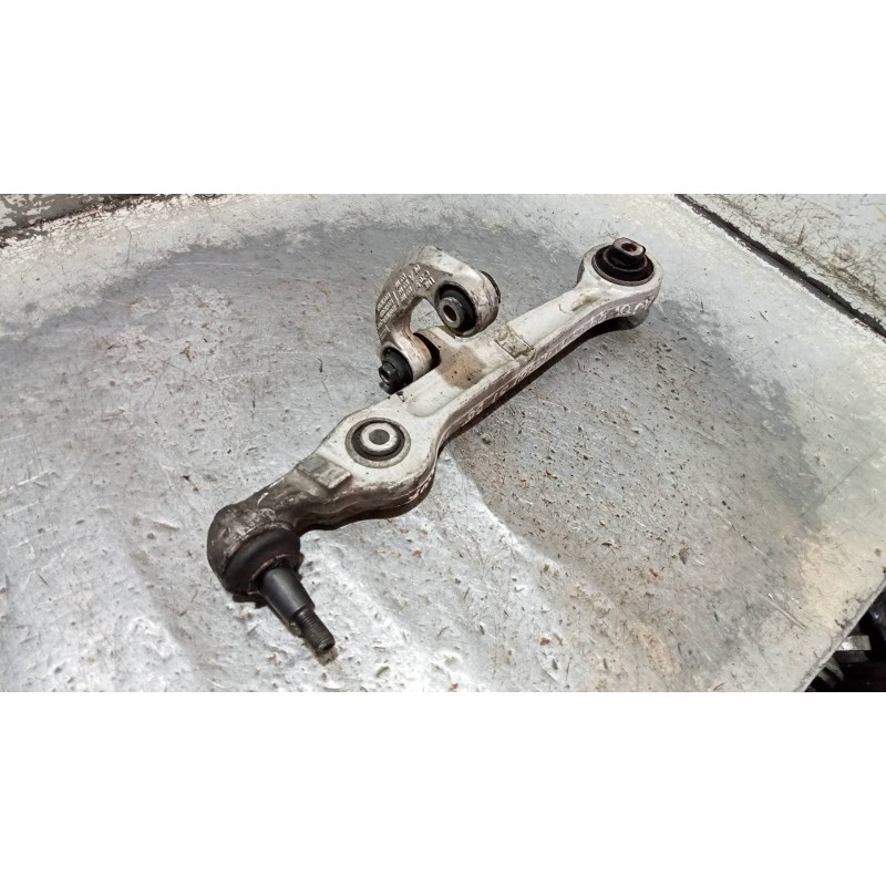 Recambio de brazo suspension inferior delantero izquierdo para audi a4 avant (8e) 1.9 tdi (96kw) referencia OEM IAM 8E0407155E  