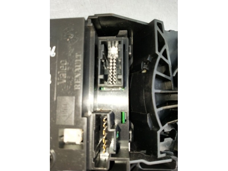 Recambio de mando luces para renault scénic ii (jm0/1_) 1.6 (jm0c, jm0j, jm1b) referencia OEM IAM 820012772704F  