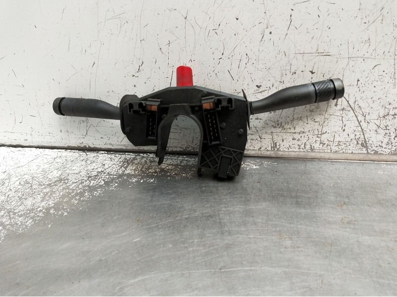 Recambio de mando luces para ford fiesta iii (gfj) 1.8 d referencia OEM IAM 93FG13335  