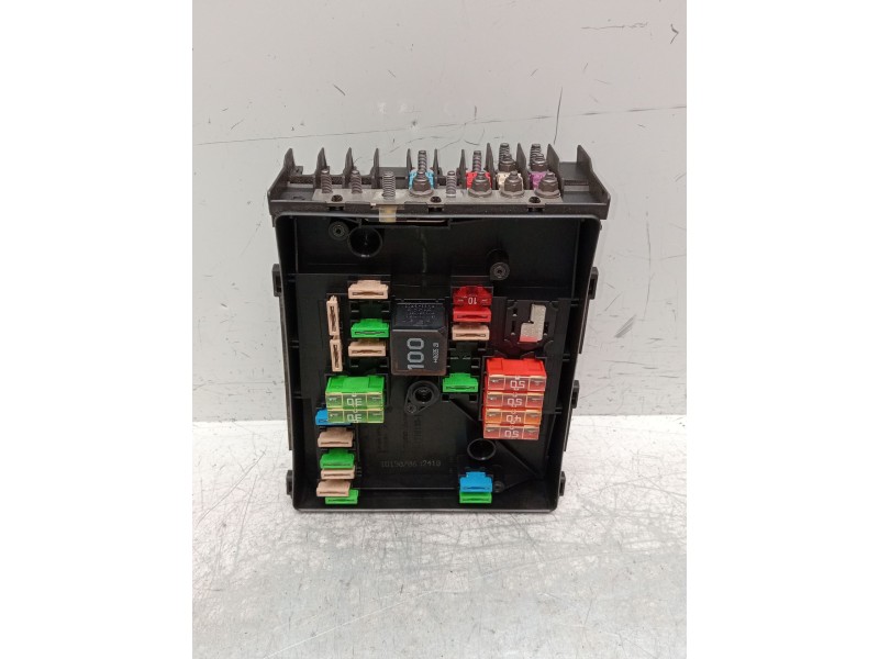 Recambio de caja reles / fusibles para seat leon (1p1) 2.0 tdi 16v referencia OEM IAM 1k0937125a  