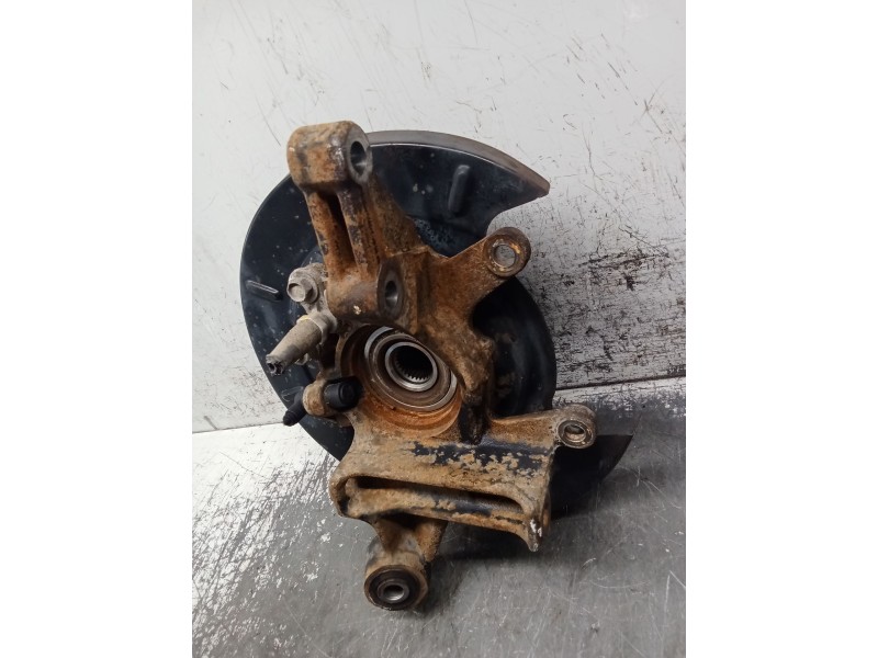 Recambio de mangueta trasera derecha para nissan x-trail i (t30) 2.5 4x4 referencia OEM IAM   