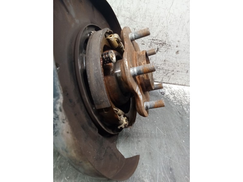 Recambio de mangueta trasera izquierda para nissan x-trail i (t30) 2.5 4x4 referencia OEM IAM   