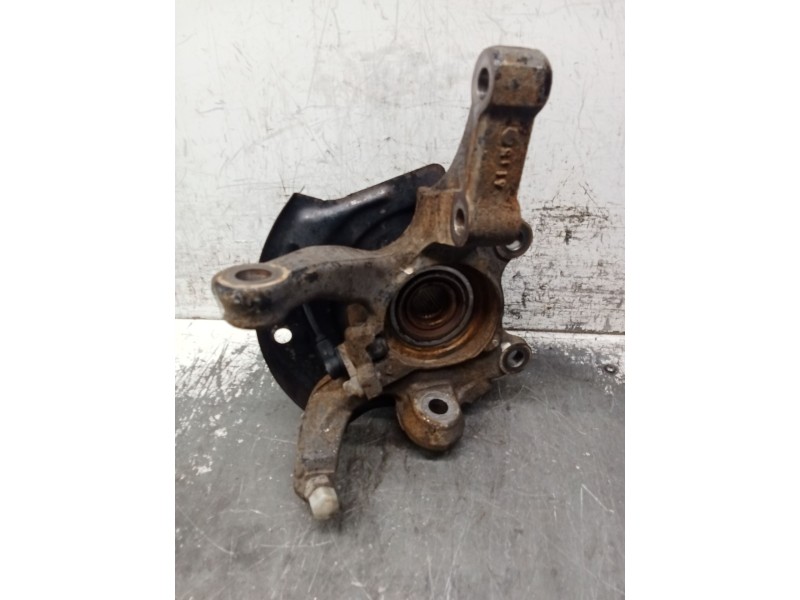 Recambio de mangueta delantera izquierda para nissan x-trail i (t30) 2.5 4x4 referencia OEM IAM   