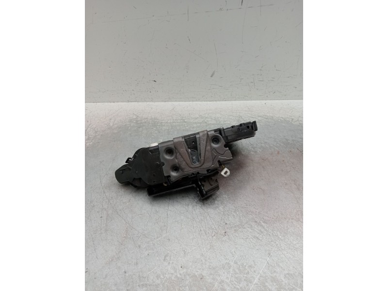 Recambio de motor cierre centralizado trasero izquierdo para land rover range rover evoque (l538) 2.0 d 4x4 referencia OEM IAM 8