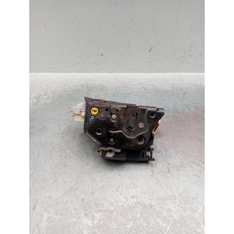 Recambio de motor cierre centralizado trasero izquierdo para seat leon (1p1) 2.0 tdi 16v referencia OEM IAM 1p0839015  