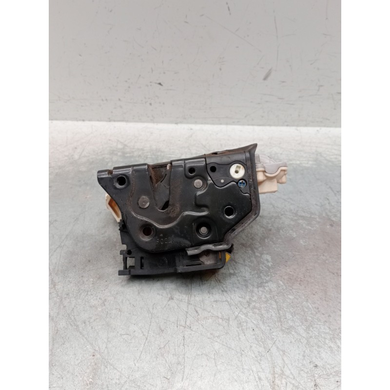 Recambio de motor cierre centralizado trasero derecho para seat leon (1p1) 2.0 tdi 16v referencia OEM IAM 1p0839016 5p 