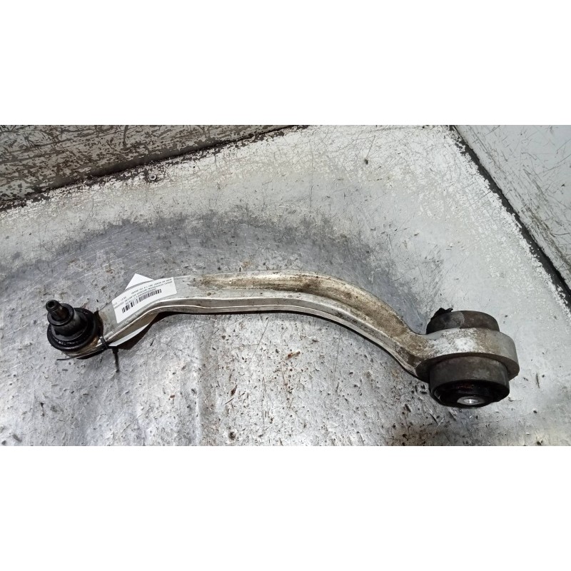 Recambio de brazo suspension inferior delantero izquierdo para audi a4 avant (8e) 1.9 tdi (96kw) referencia OEM IAM   