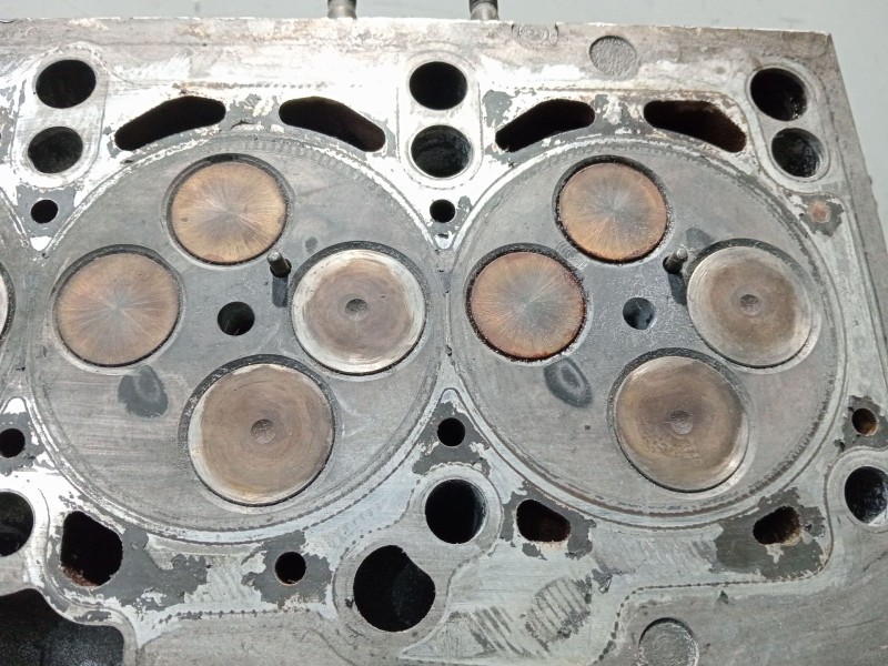 Recambio de culata para seat leon (1p1) 2.0 tdi 16v referencia OEM IAM 03G103373A BKD 